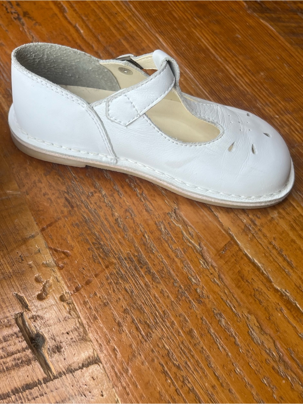 L'Amour White Girls' T-Strap Dress Shoe with Buckle Size 10 - Picture 14 of 15